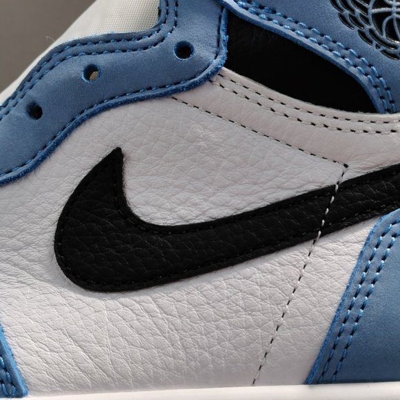 Jordan 1 Retro High White University Blue Black